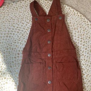 ❤️Old navy maroon overall dress❤️